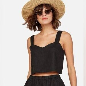 MATE the Label Coco Linen Crop Top Small
Jet Black
